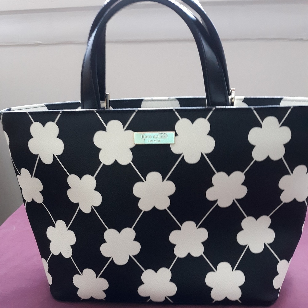 Kate Spade White Flower Bag